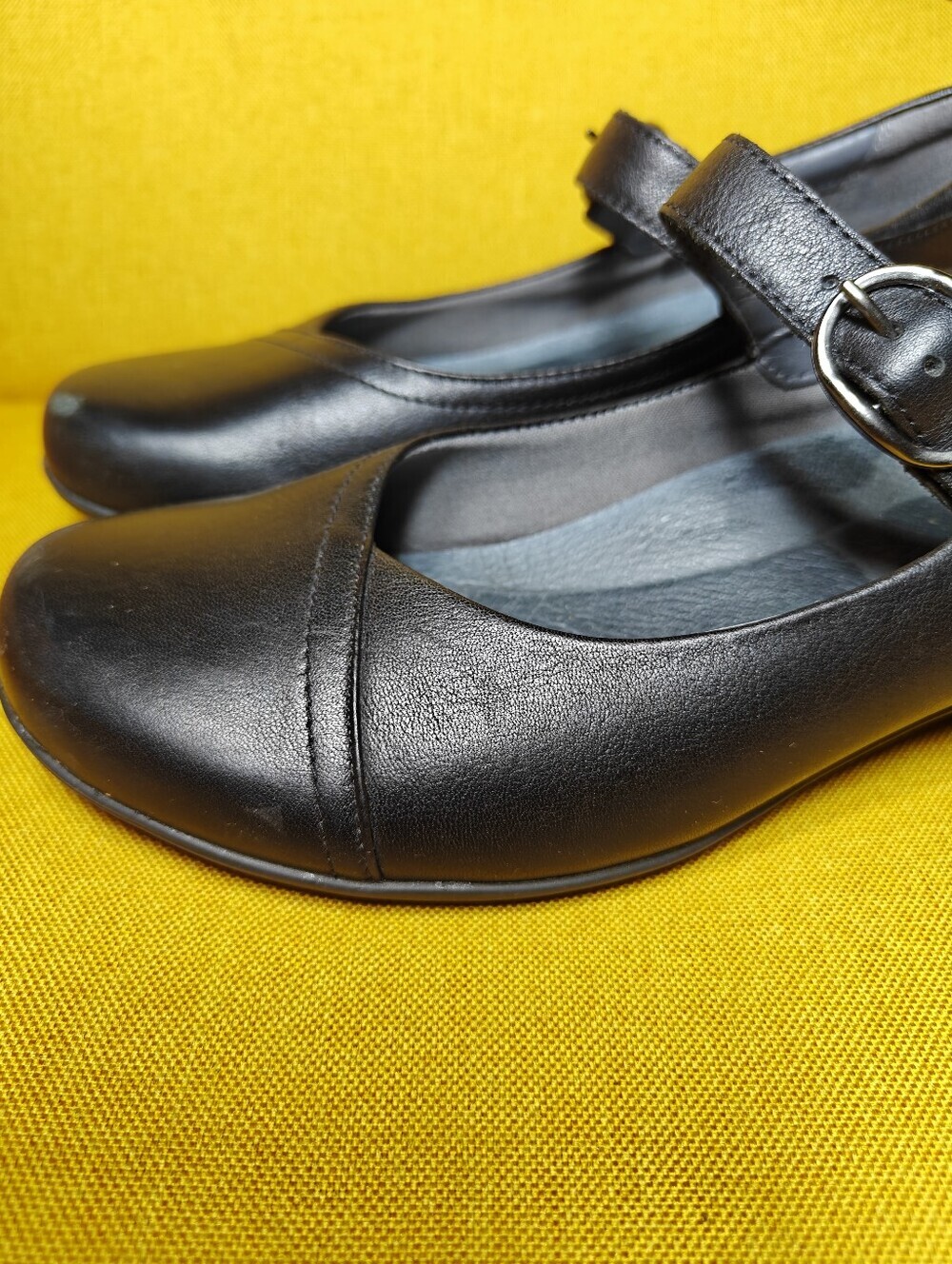 DANSKO Fawna Mary Jane Black Adjustable Buckle Closed-Toe Women's Shoes 10-10.5 - Picture 3 of 8